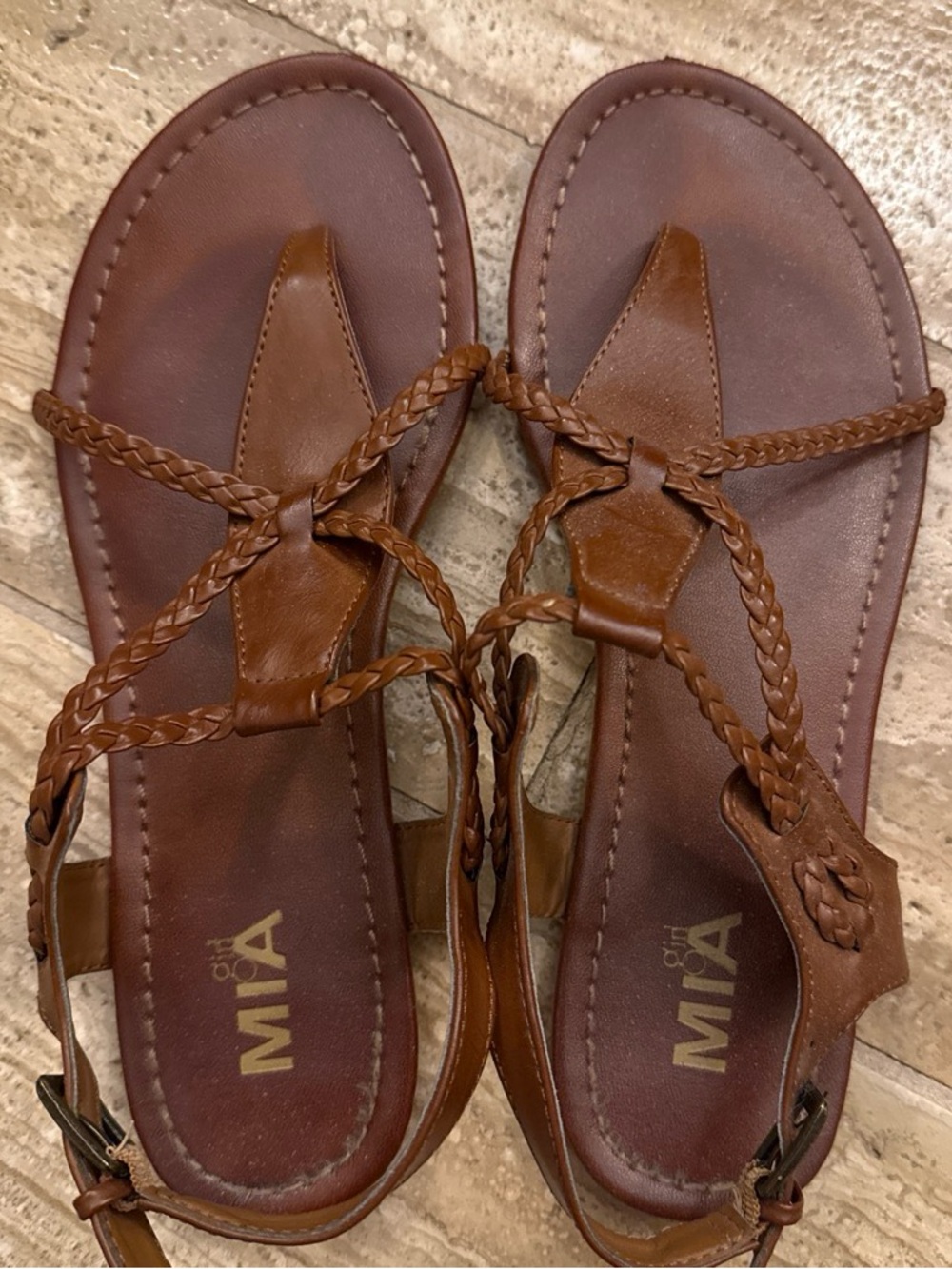 MIA Brown Braided Leather T-Strap Sandals Excellent Condition size 9